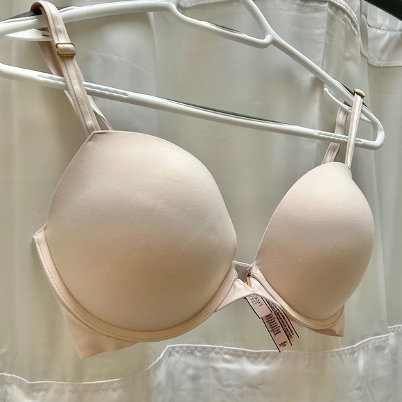 VICTORIA'S SECRET Push Up Underwire - Picture 1 of 3
